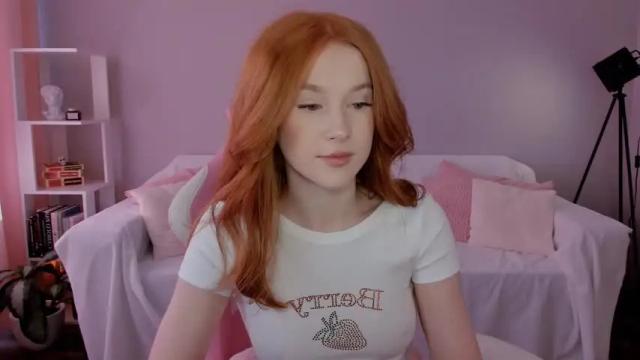 Image 2 of leahsthetics Stream on Chaturbate on 23 days ago