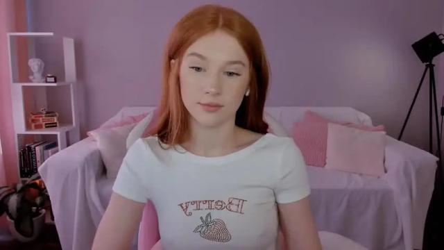 Image 7 of leahsthetics Stream on Chaturbate on 23 days ago