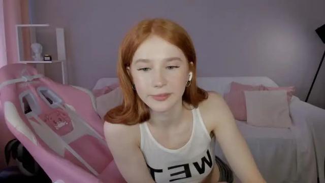 Image 12 of leahsthetics Stream on Chaturbate on 17 days ago
