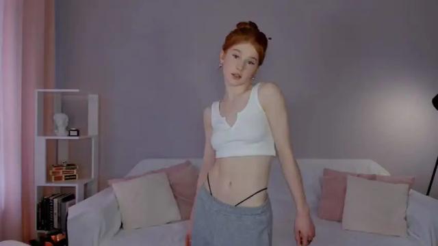 Image 2 of leahsthetics Stream on Chaturbate on 16 days ago