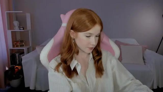 Image 11 of leahsthetics Stream on Chaturbate on 3 days ago