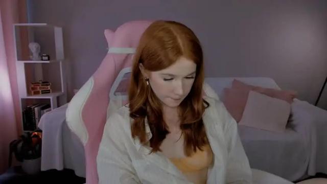 Image 4 of leahsthetics Stream on Chaturbate on 3 days ago