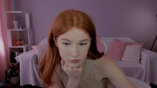 Image 3 of leahsthetics Stream on Chaturbate on 7 months ago