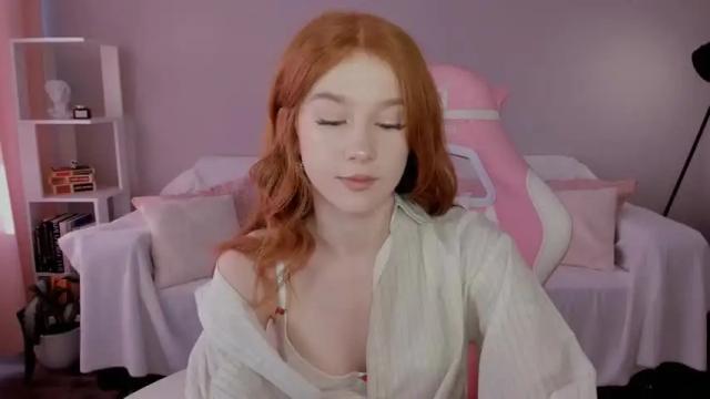 Image 4 of leahsthetics Stream on Chaturbate on 6 months ago