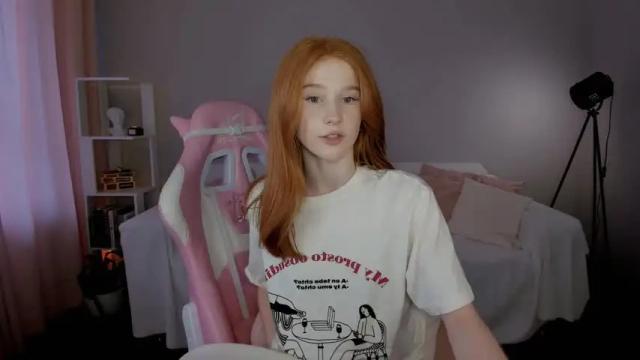 Image 2 of leahsthetics Stream on Chaturbate on 7 months ago