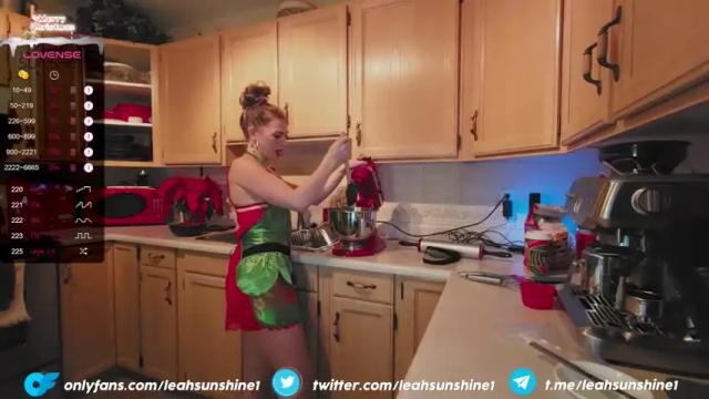 Image 11 of leahsunshine Stream on Chaturbate on 18 months ago