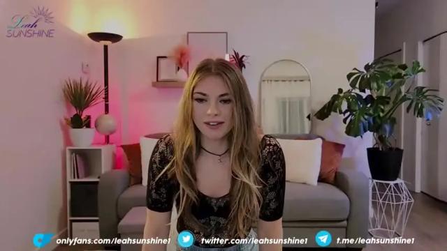 Image 2 of leahsunshine Stream on Chaturbate on 16 months ago