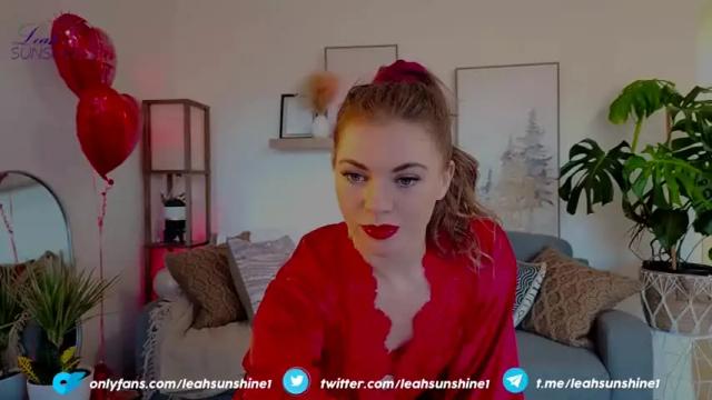 Image 3 of leahsunshine Stream on Chaturbate on 16 months ago