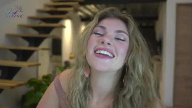 Image 6 of leahsunshine Stream on Chaturbate on 6 days ago