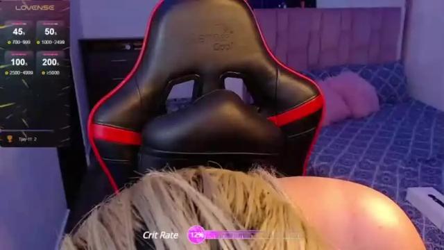 Image 11 of leahtemptation Stream on Chaturbate on 16 months ago