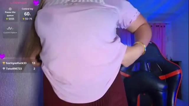 Image 10 of leahtemptation Stream on Chaturbate on 1 month ago