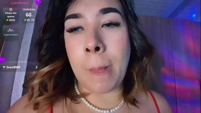 Image 10 of leahtemptation Stream on Chaturbate on 9 days ago