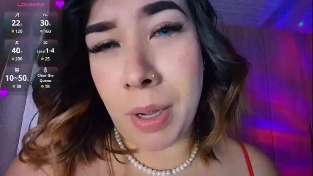 Image 2 of leahtemptation Stream on Chaturbate on 9 days ago