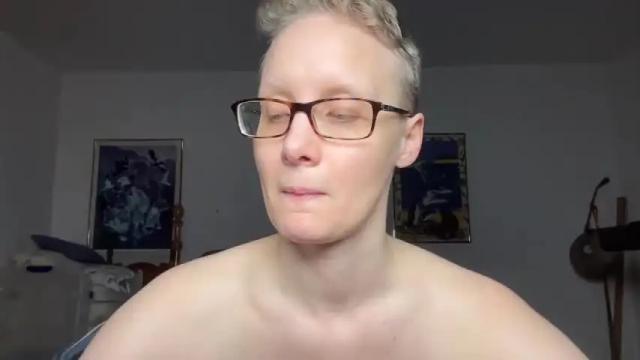 Image 4 of leahwilde Stream on Chaturbate on 17 months ago