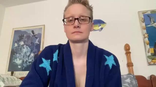 Image 4 of leahwilde Stream on Chaturbate on 16 months ago