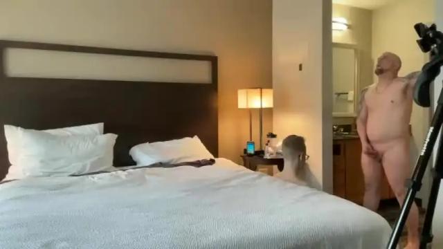 Image 6 of leahwilde Stream on Chaturbate on 18 months ago