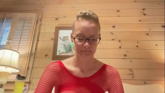 Image 12 of leahwilde Stream on Chaturbate on 3 months ago