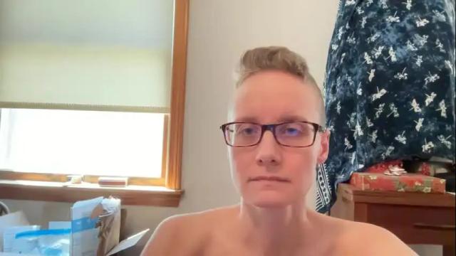 Image 10 of leahwilde Stream on Chaturbate on 2 months ago
