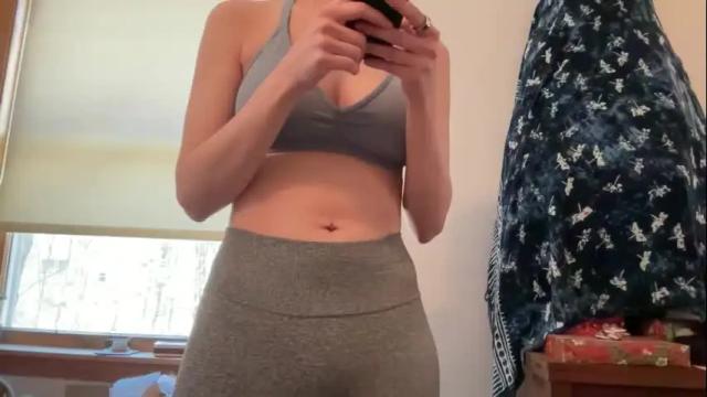 Image 2 of leahwilde Stream on Chaturbate on 2 months ago