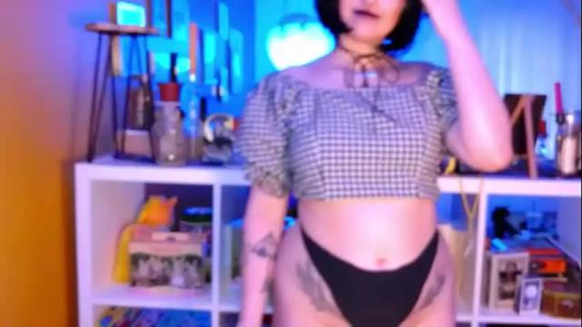 Image 2 of learaypie Stream on Chaturbate on 1 month ago