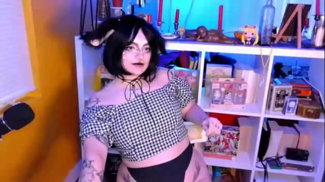 Image 4 of learaypie Stream on Chaturbate on 1 month ago