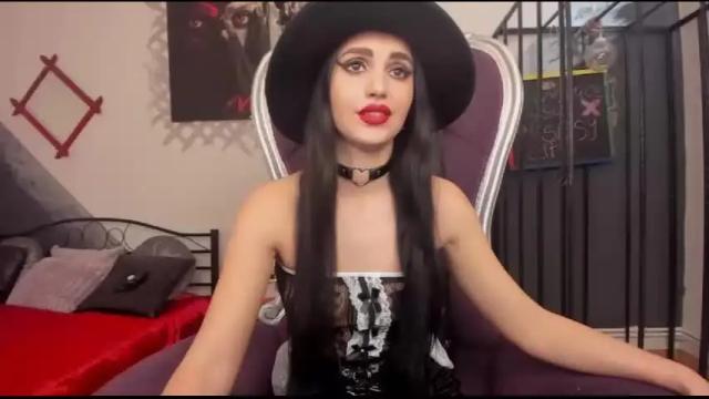 Image 12 of leavonnouire Stream on Chaturbate on 19 months ago