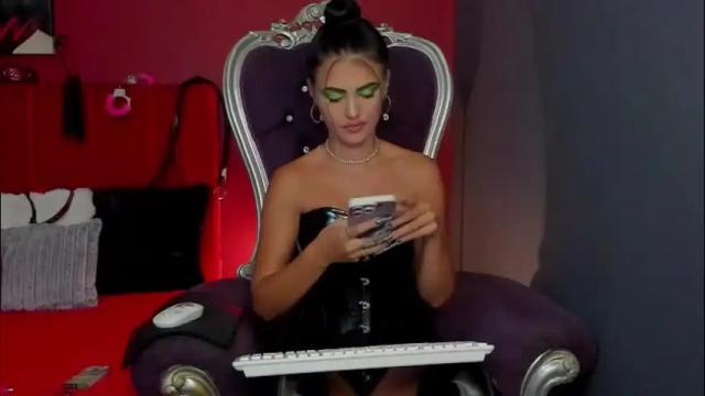 Image 12 of leavonnouire Stream on Chaturbate on 1 month ago