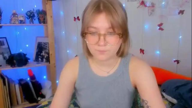 Image 3 of leazy_peasy Stream on Chaturbate on 2 months ago
