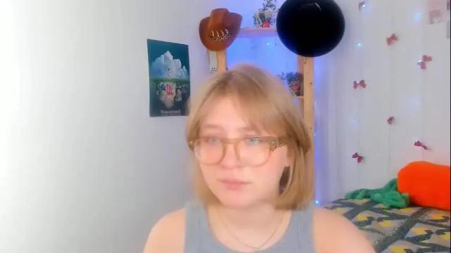 Thumbnail 2, leazy_peasy's Stream at Chaturbate, 2 months ago