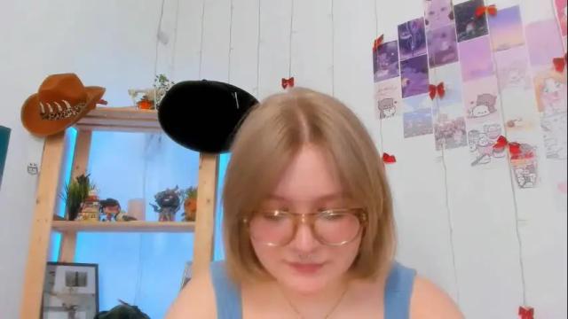 Image 11 of leazy_peasy Stream on Chaturbate on 2 months ago