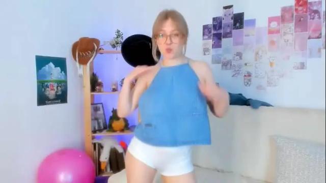 Image 11 of leazy_peasy Stream on Chaturbate on 1 month ago
