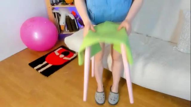 Image 3 of leazy_peasy Stream on Chaturbate on 1 month ago