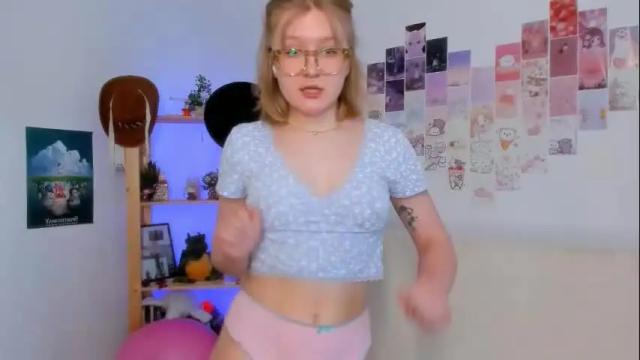Image 2 of leazy_peasy Stream on Chaturbate on 1 month ago