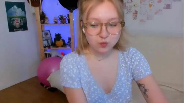 Thumbnail 2, leazy_peasy's Stream at Chaturbate, 1 month ago