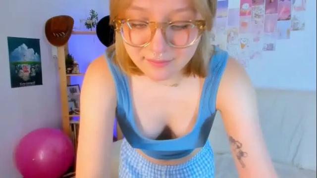 Image 4 of leazy_peasy Stream on Chaturbate on 1 month ago