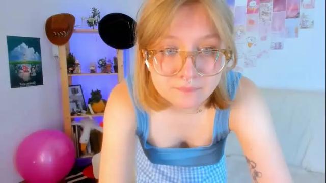 Thumbnail 2, leazy_peasy's Stream at Chaturbate, 1 month ago