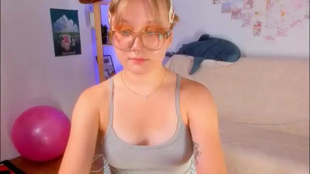 Image 10 of leazy_peasy Stream on Chaturbate on 2 months ago