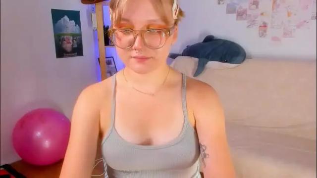 Image 8 of leazy_peasy Stream on Chaturbate on 2 months ago