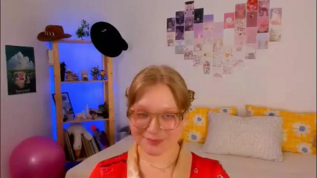 Image 11 of leazy_peasy Stream on Chaturbate on 2 months ago