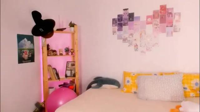 Image 4 of leazy_peasy Stream on Chaturbate on 2 months ago