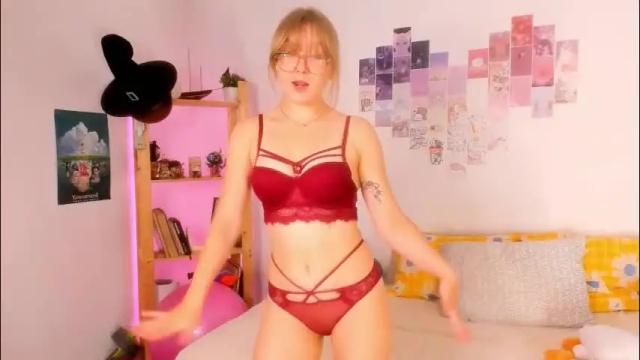 Thumbnail 2, leazy_peasy's Stream at Chaturbate, 2 months ago