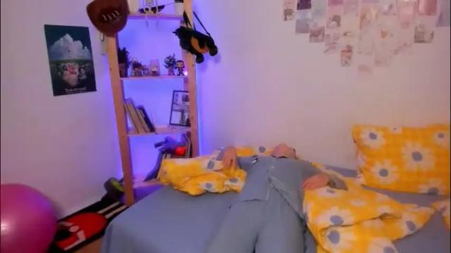 Image 2 of leazy_peasy Stream on Chaturbate on 1 month ago