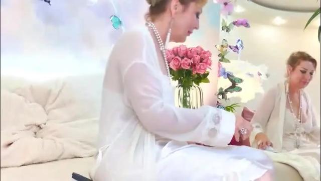 Image 2 of ledy_mary Stream on Chaturbate on 2 months ago