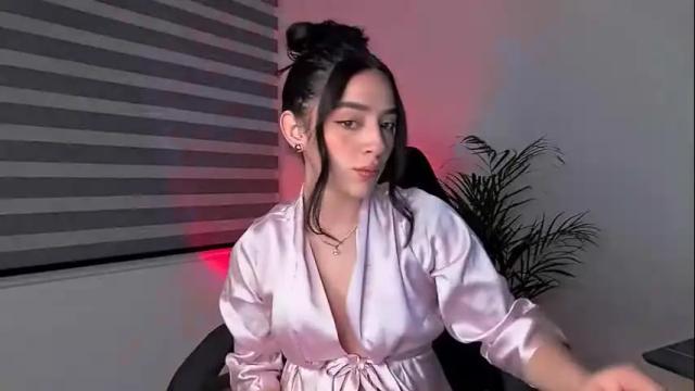 Image 7 of lee_mila Stream on Chaturbate on 7 months ago