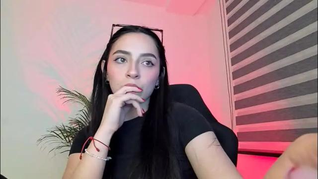 Image 8 of lee_mila Stream on Chaturbate on 5 months ago