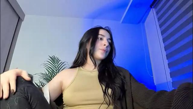 Image 3 of lee_mila Stream on Chaturbate on 4 months ago