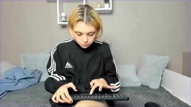 Image 10 of leelookittu Stream on Chaturbate on 13 months ago