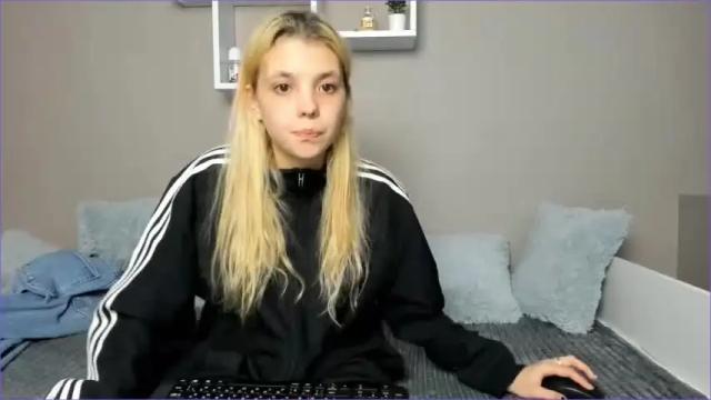 Image 8 of leelookittu Stream on Chaturbate on 13 months ago