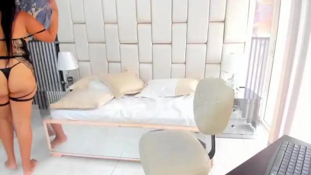 Image 2 of leexiqueen Stream on Chaturbate on 16 months ago