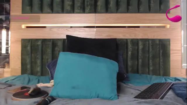 Image 10 of leggartha97 Stream on Chaturbate on 1 month ago